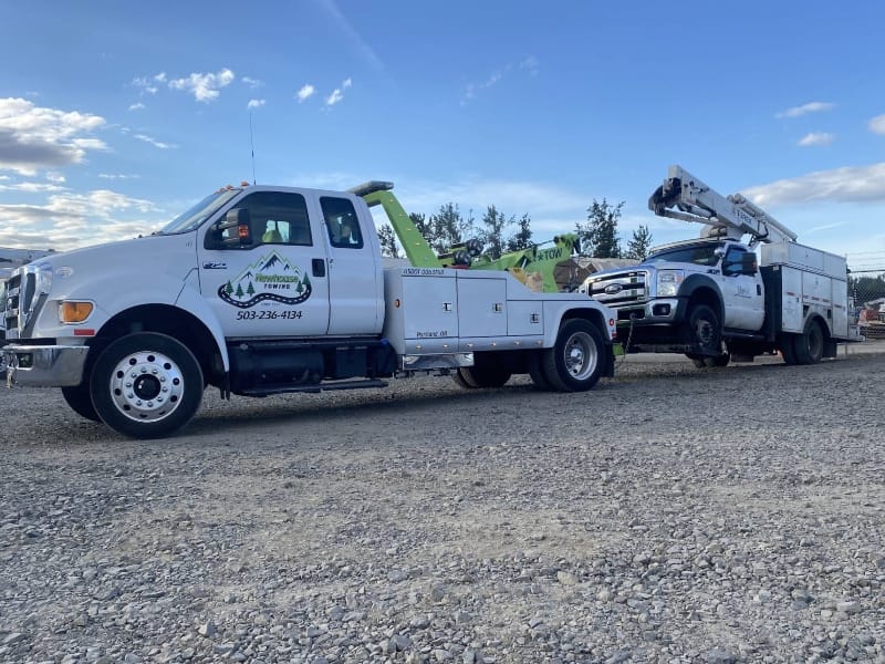 I-5 towing